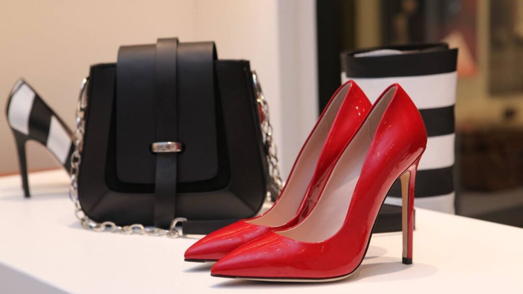 Sonho com sapato vermelho